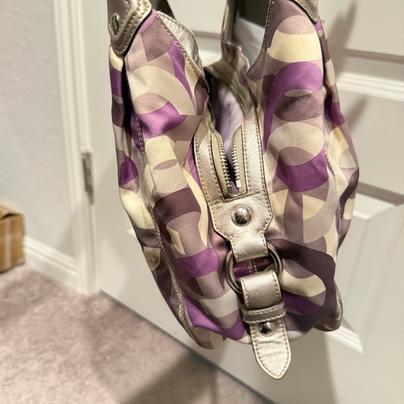 Coach Madison Op Art Sateen Maggie Shoulder Bag - Picture 6 of 13